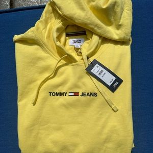 NWT Tommy jeans Hilfiger women's embroidered yellow hoodie XL